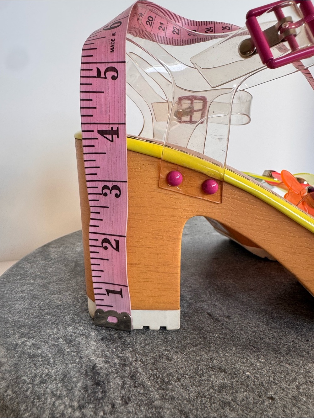 Betsey Johnson Beckket Flower Block Heels Sandals 8 - Picture 13 of 14